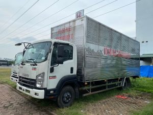 Isuzu 6 tấn – FRR650 – Ôtô Chở Pallet Chứa Cấu Kiện Điện Tử – Xe Tải Isuzu 6 Tấn Chở Pallet (FRR90NE4A)